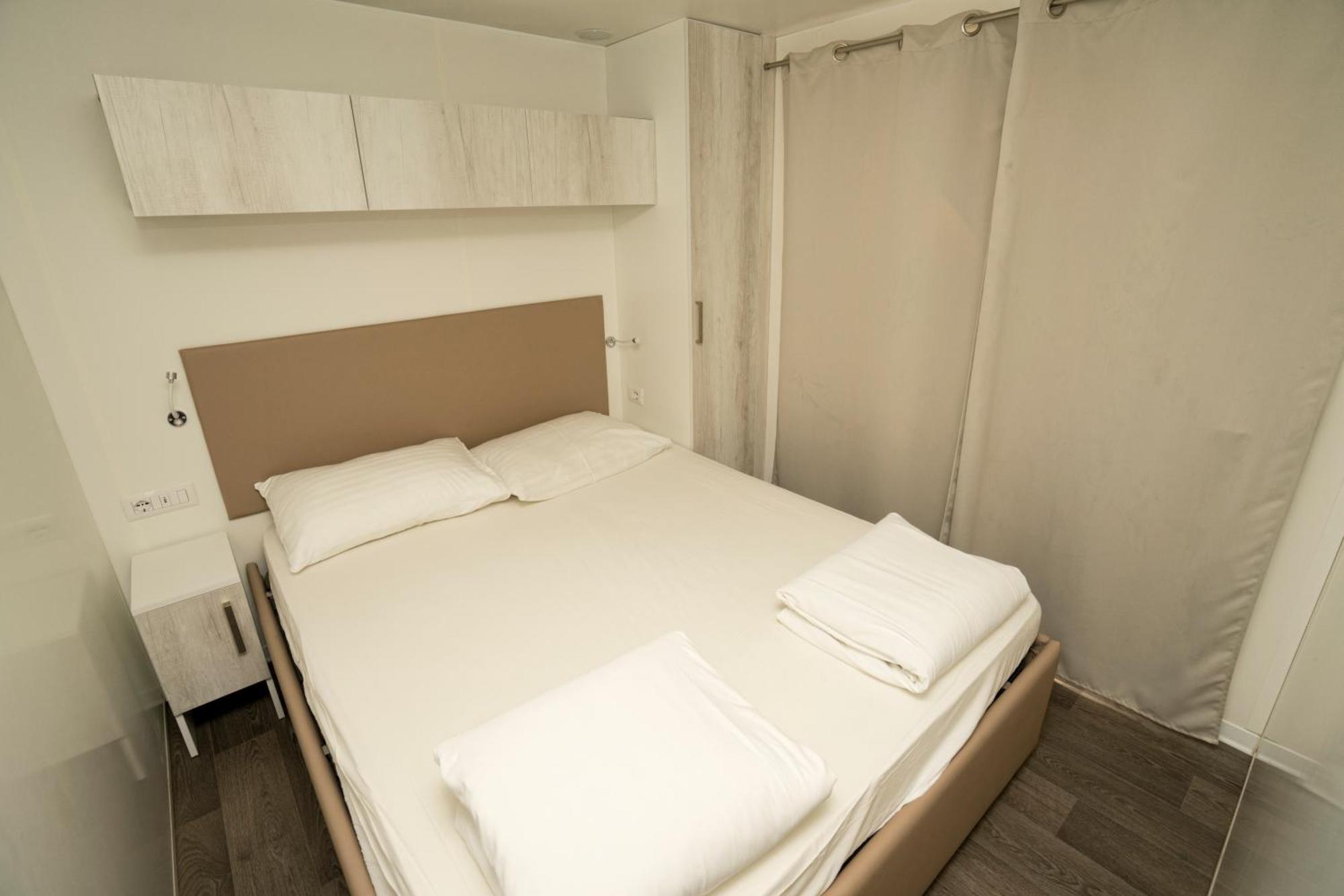Casa Mobile SUPERIOR COMFORT per 4 Persone
